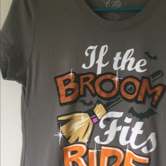 Halloween 👻 Graphic T shirt XL Gray 🤖EUC - Picture 5 of 5